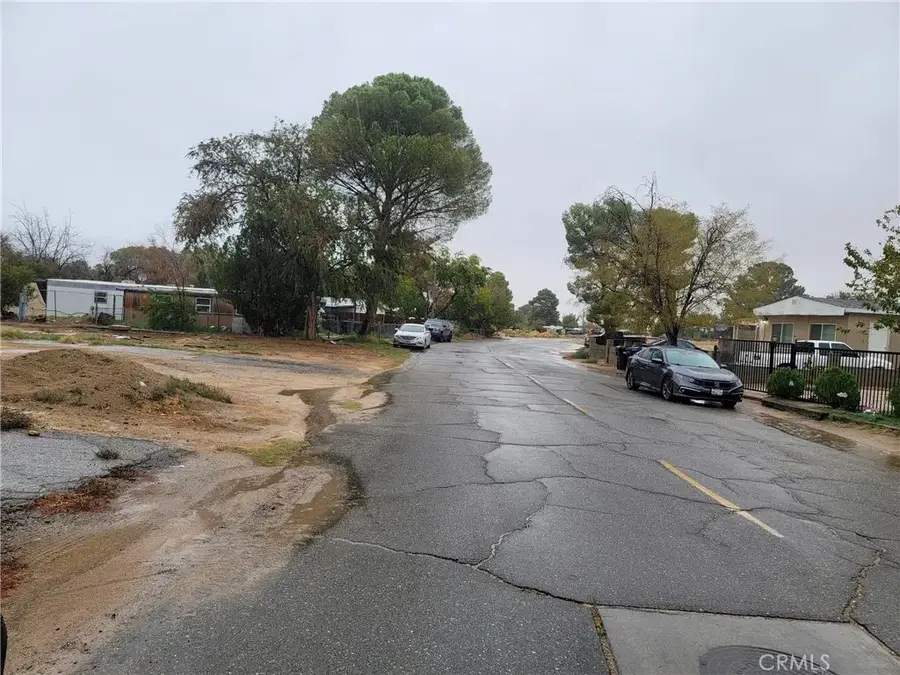 141 Camp Fire, California City, CA 93505 - Image #2