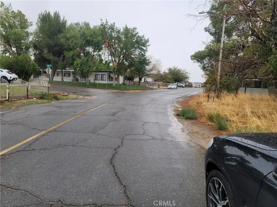 141 Camp Fire, California City, CA 93505 - Image #3