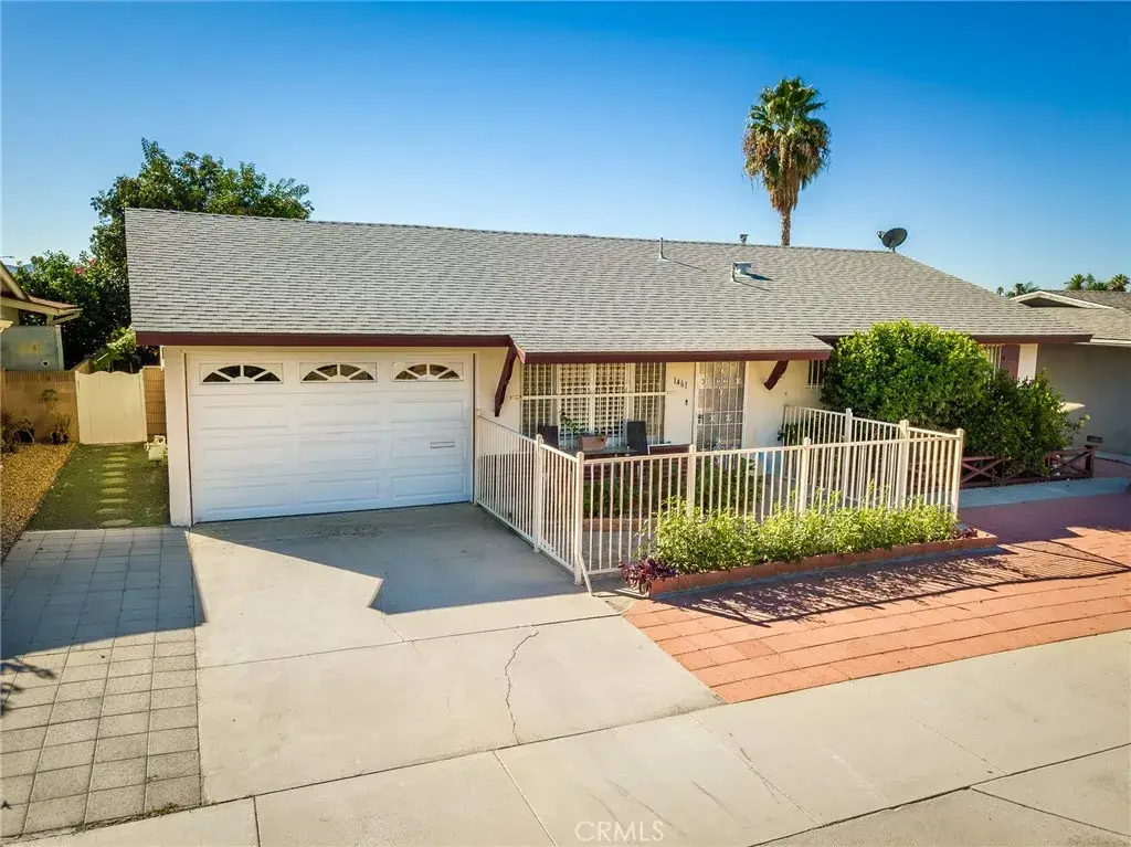 1461 W Mayberry, Hemet, CA 92543 - Image #1