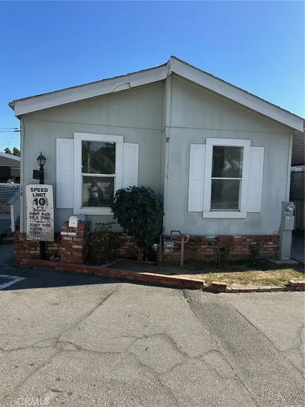 9861 Mission #14, Riverside, CA 92509