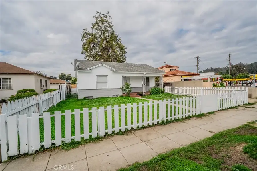 1163 N White Avenue, Pomona, CA 91768 - #3