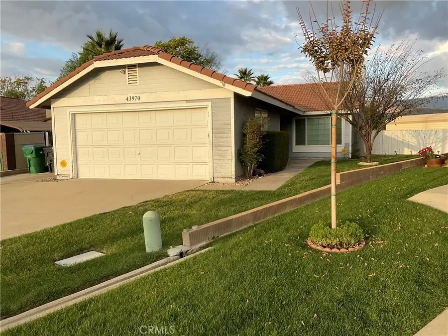 43970 Moonlighting, Hemet, CA 92544 - #2