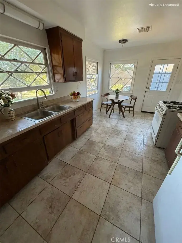 3979 Bandini, Riverside, CA 92506 - #3