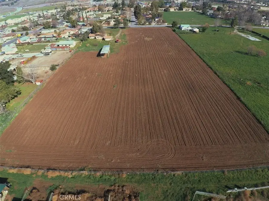 32797 Avenue D, Yucaipa, CA 92399 - #2