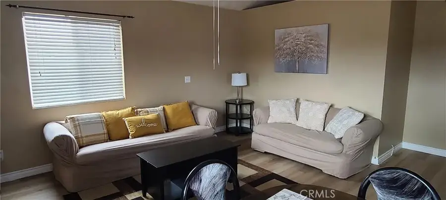 11242 Sesame, Oak Hills, CA 92344 - Image #3