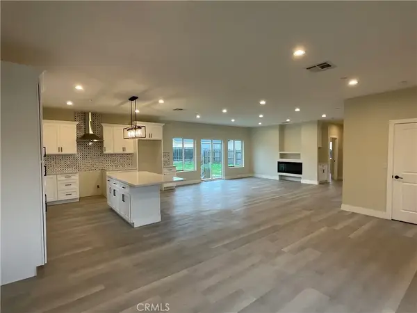 310 N Western, Hemet, CA 92543