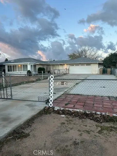 Address Withheld By Seller, Hesperia, CA 92345 - Image #2