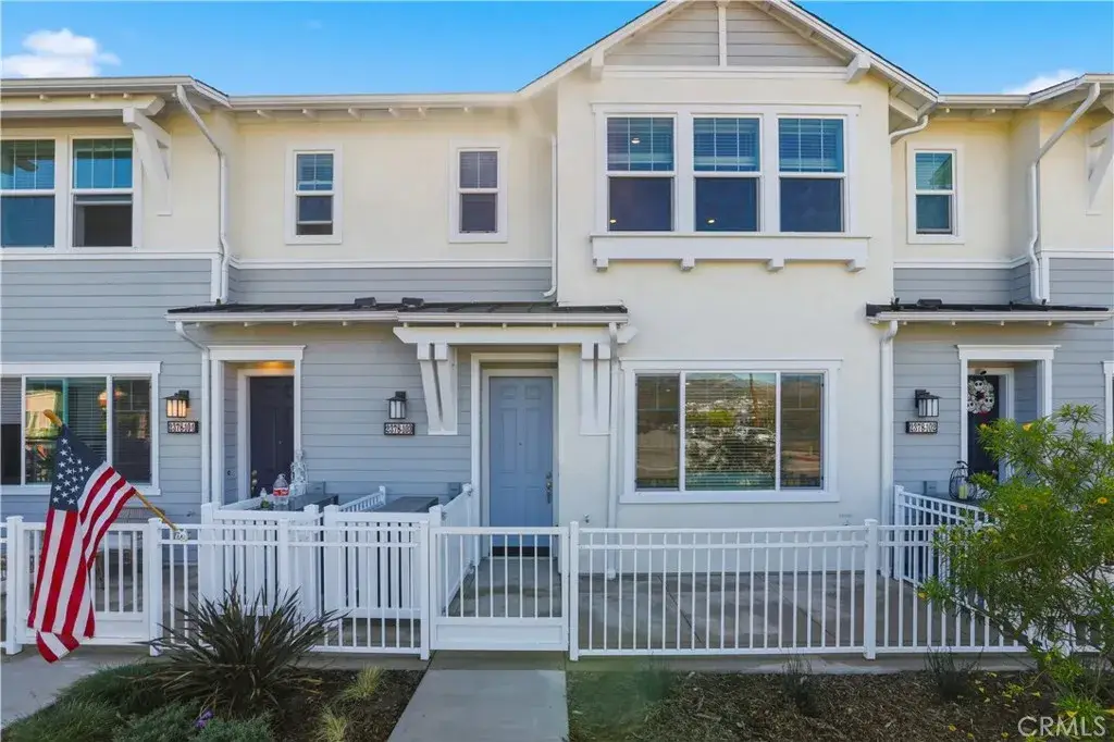 2352 Channel Drive #104, San Buenaventura Ventura, CA 93003 - Image #1