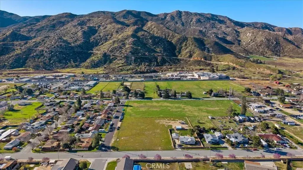 514 E Victory, Banning, CA 92220 - Image #1