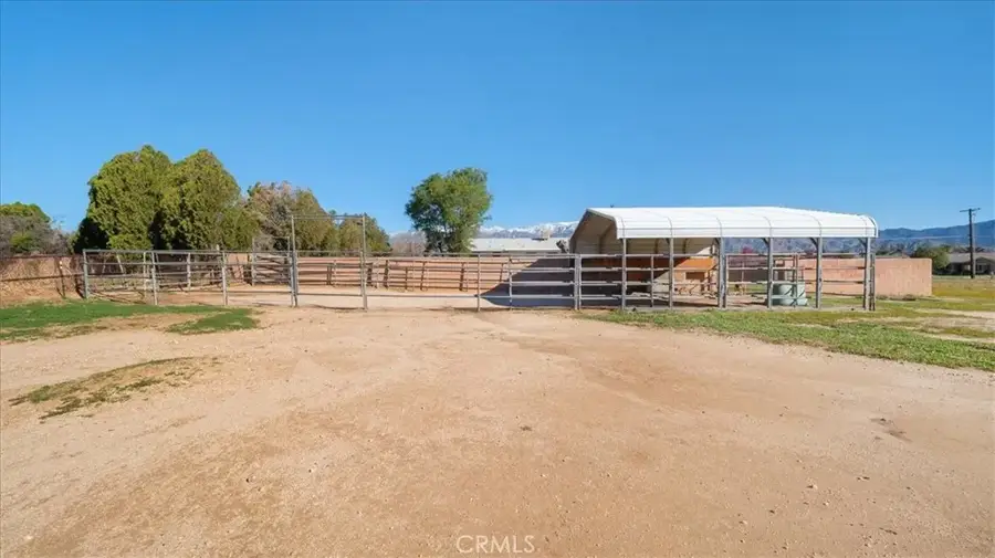 514 E Victory, Banning, CA 92220 - Image #2