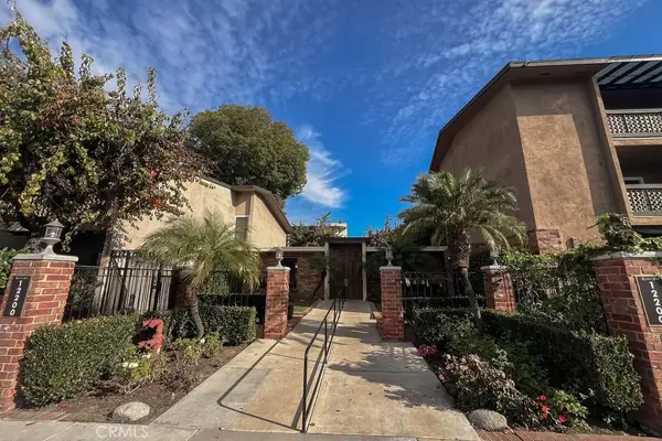 12200 Montecito Rd. #H207, Seal Beach, CA 90740