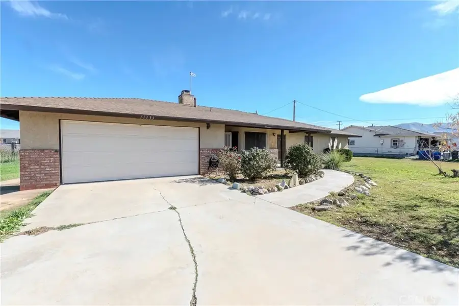 11135 Truchas, Apple Valley, CA 92308 - Image #2