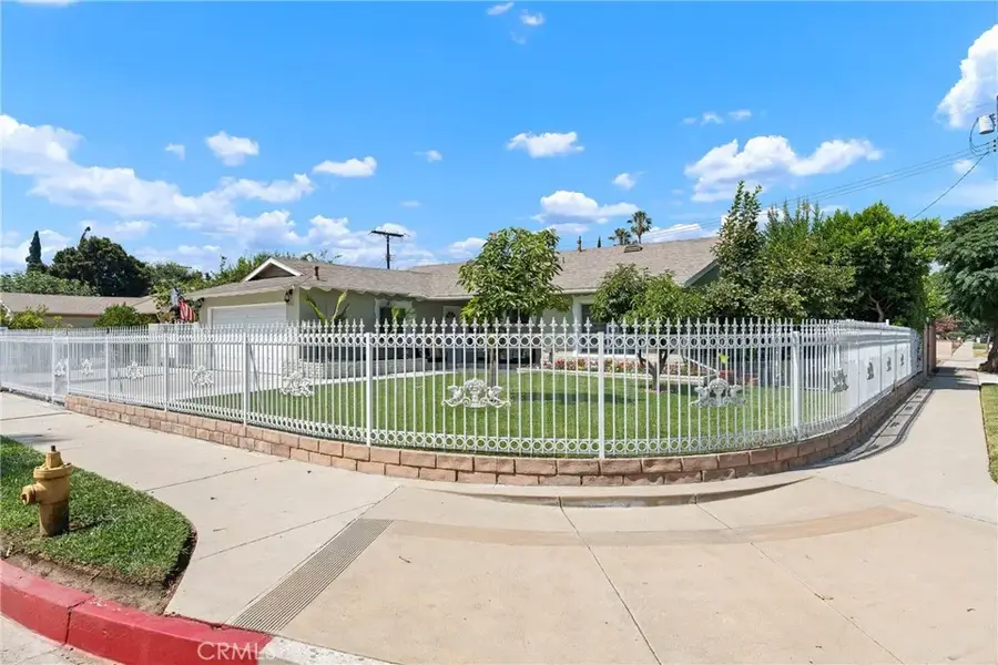 8521 Gloria, North Hills, CA 91343 - Image #2