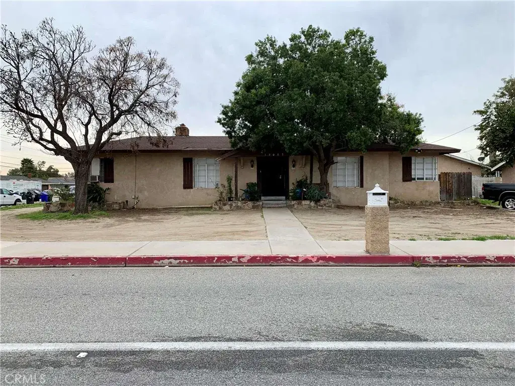 18087 San Bernardino, Bloomington, CA 92316 - Image #1