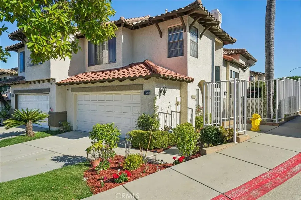 1591 San Fernando Dr, Corona, CA 92882 - #1