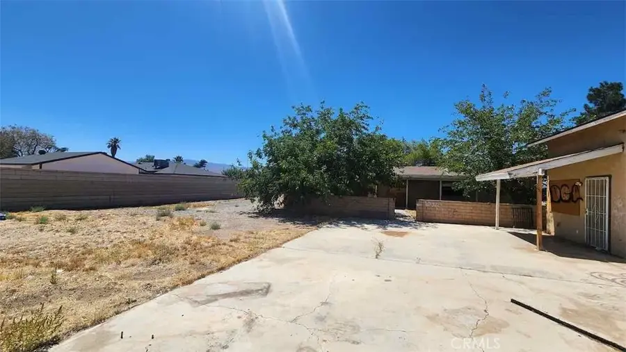 22330 Miramot Road, Apple Valley, CA 92308 - #2