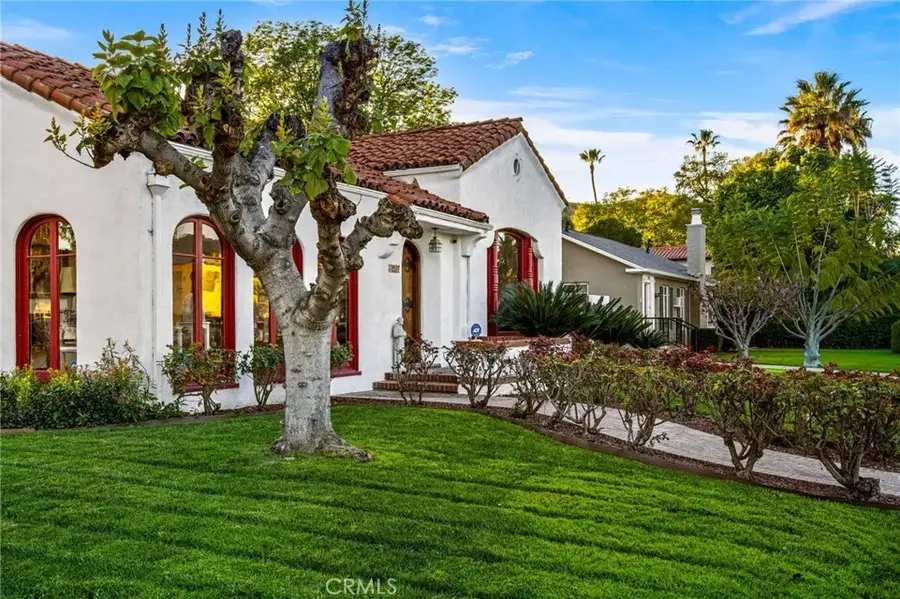 4202 University, Riverside, CA 92501 - #3