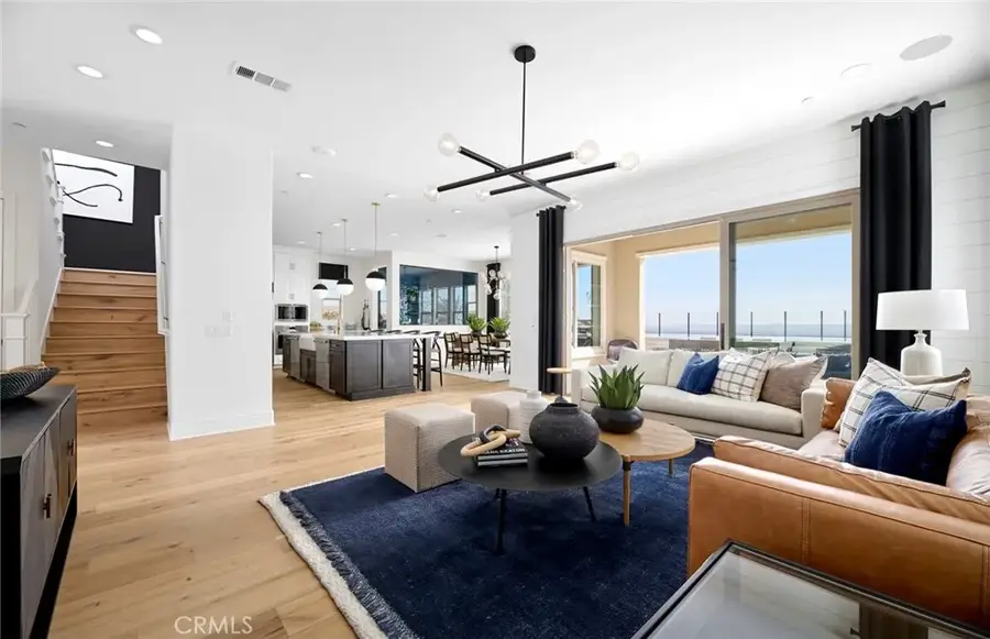 21138 Poema Place, Chatsworth, CA 91311 - #3