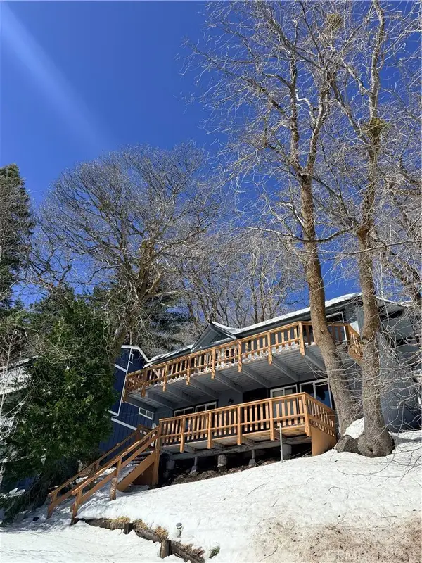 31954 Pine Cone, Running Springs, CA 92382