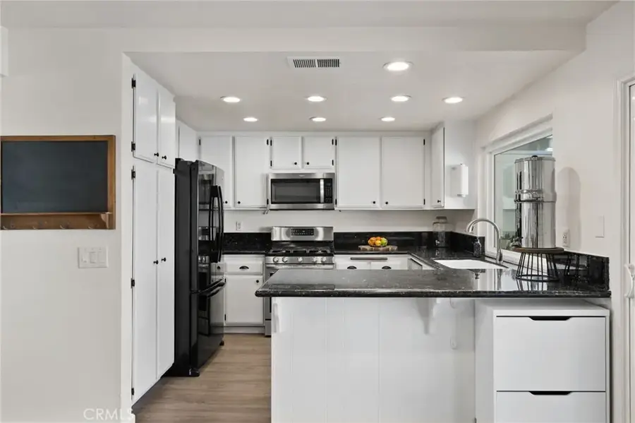 1693 N Mountain #D, Upland, CA 91784 - #2