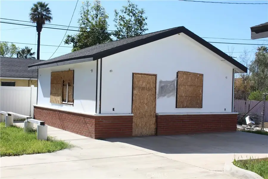 2586 University Avenue, Riverside, CA 92507 - #3