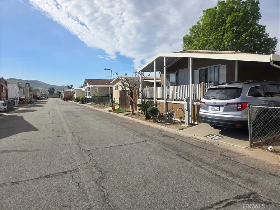 17225 Valley #9W, Fontana, CA 92335 - #3