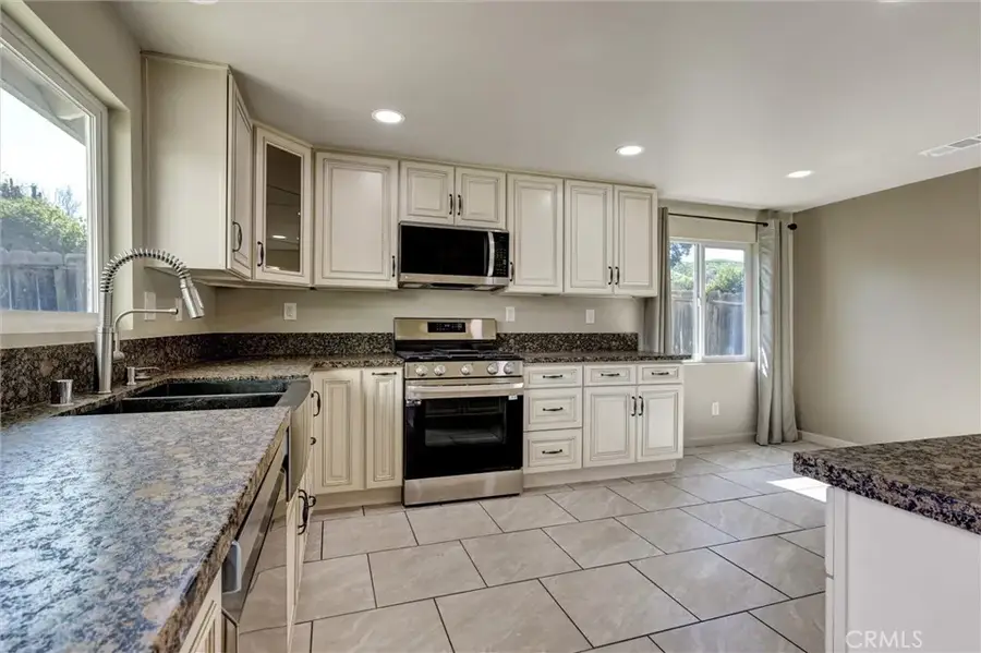 11525 Pecan Way, Loma Linda, CA 92354 - #3