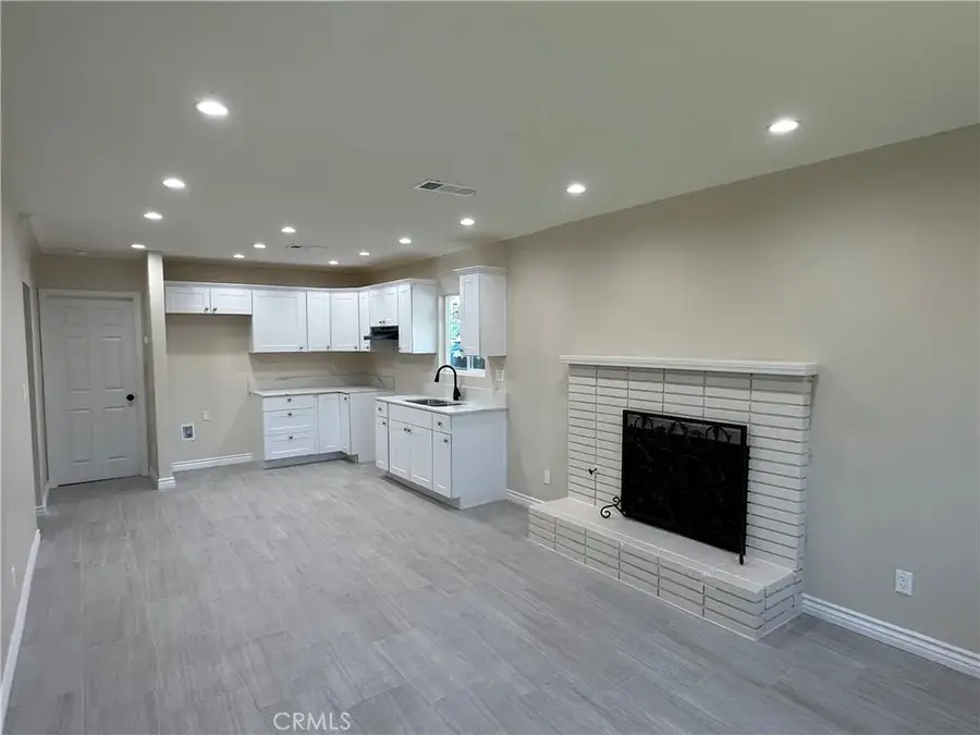 209 E 11th Street, San Bernardino, CA 92410 - #3