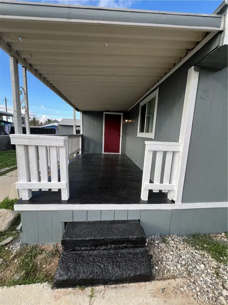 19260 Hinton Street, Hesperia, CA 92345 - #2