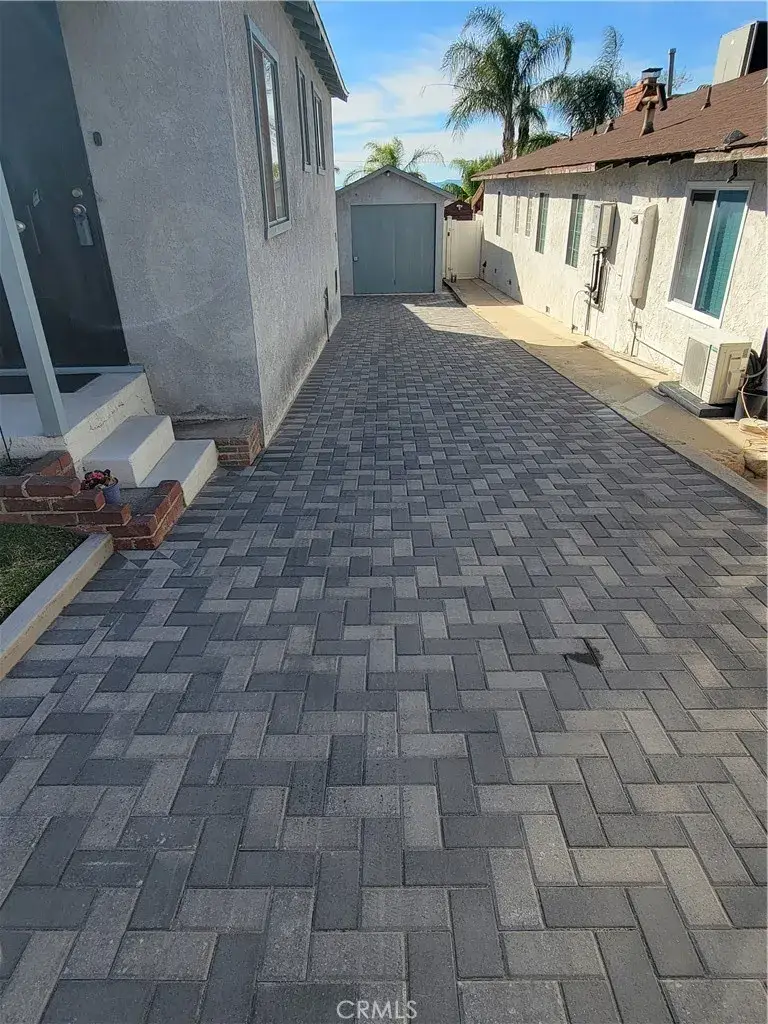 10563 Las Lunitas, Tujunga, CA 91042 - #3