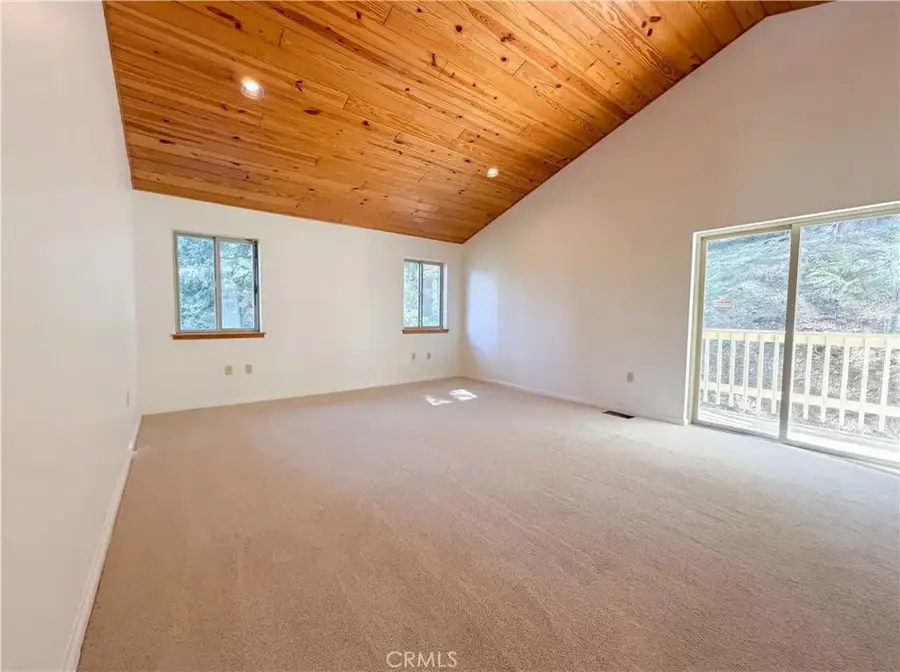 120 Zermat, Crestline, CA 92325 - #3