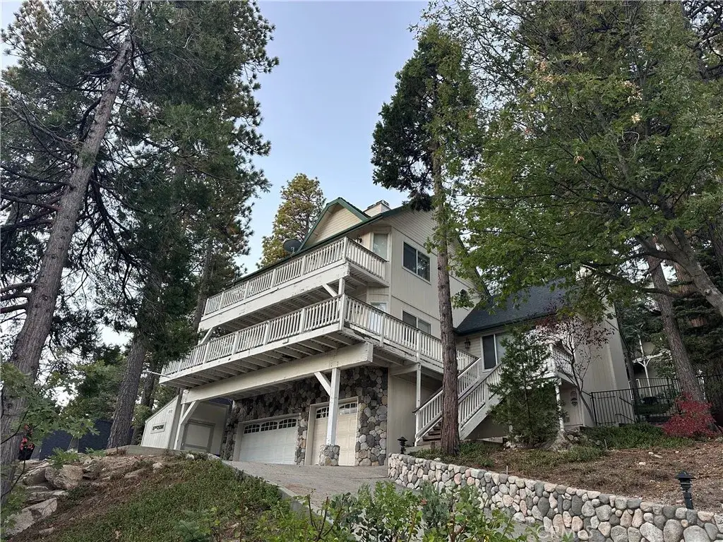 212 N Fairway Drive, Lake Arrowhead, CA 92352 - #1