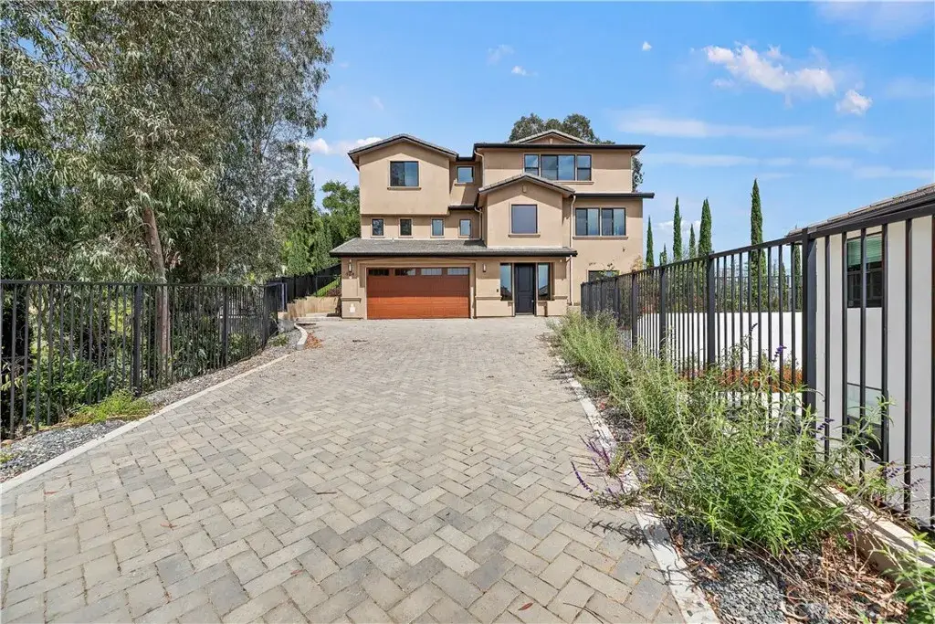 969 N Staley, Los Angeles, CA 90042 - #1