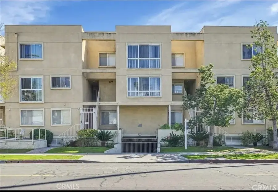 108 W Maple Street #7, Glendale, CA 91204 - #2