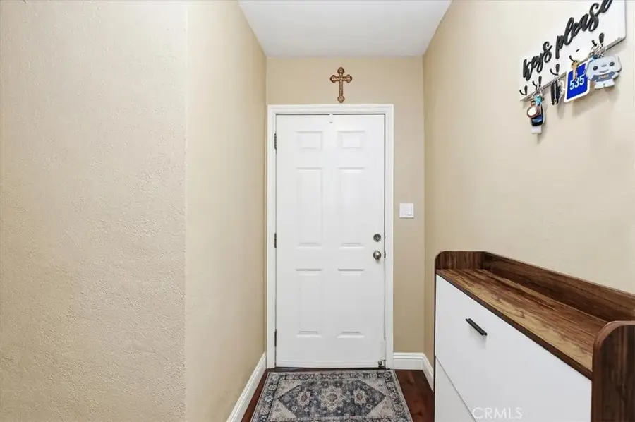 6698 Montclair Drive, Riverside, CA 92504 - #3