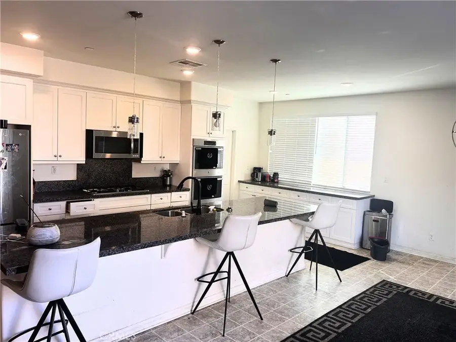 5344 Strawberry, Fontana, CA 92336 - #2