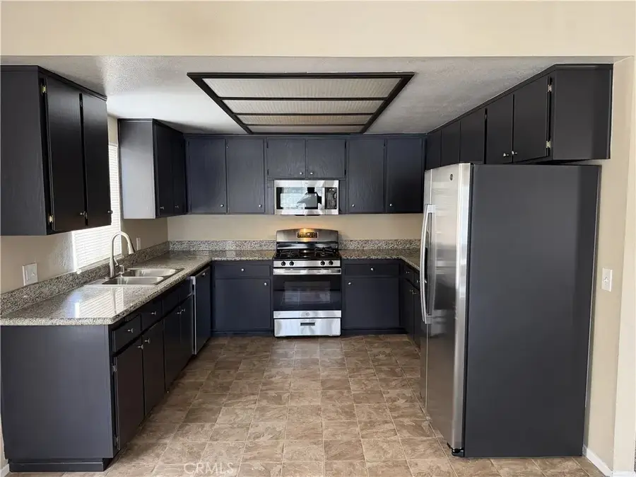 2666 E Jefferson, Carson, CA 90810 - #3