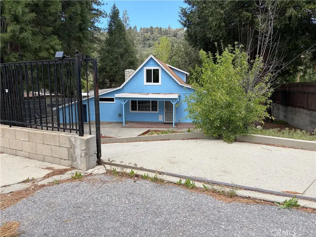320 Sky View Lane, Crestline, CA 92325 - #1