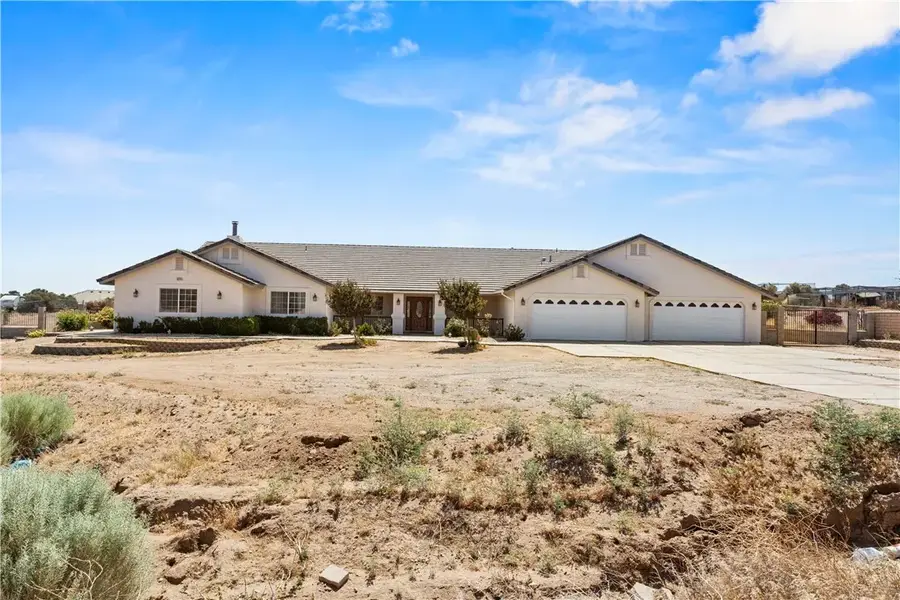 8379 Beaver, Phelan, CA 92371 - #3