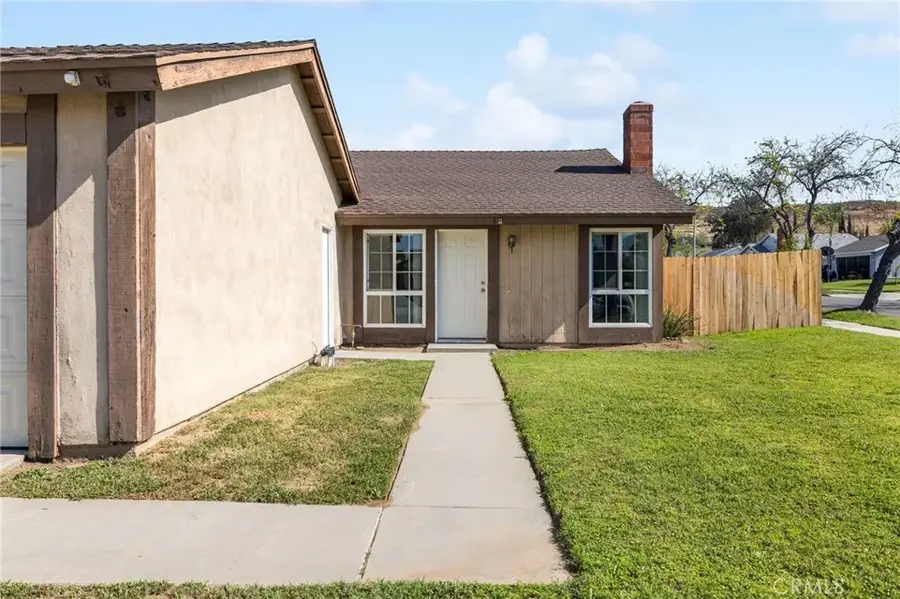 3151 Neptune Drive, Riverside, CA 92503 - #3