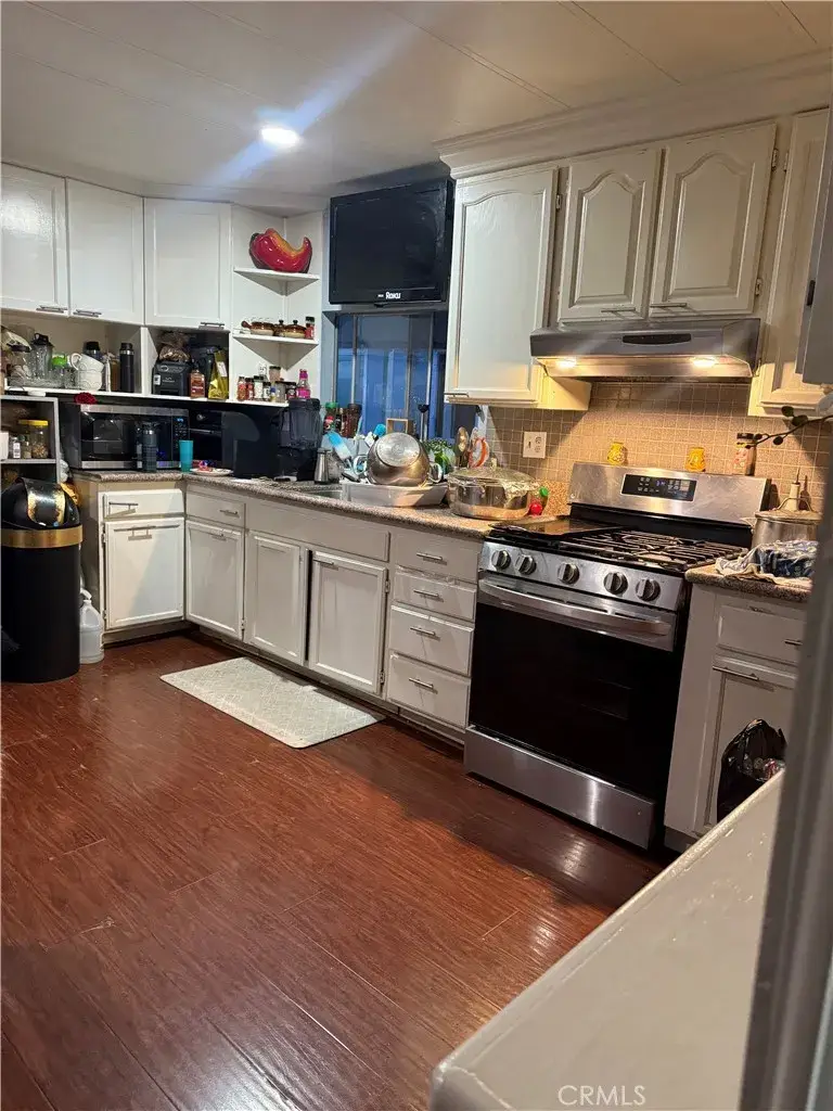 995 Pomona #78, Corona, CA 92882 - #3