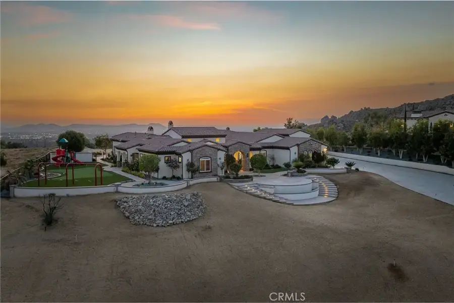 6355 Cresthaven, Riverside, CA 92506 - #3