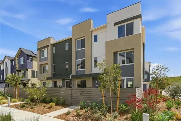27314 Bear Creek Lane, Valencia, CA 91381