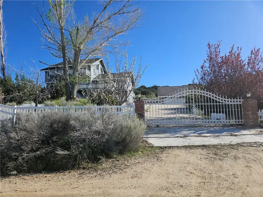 2831 Cygnet, Pinon Hills, CA 92372 - #2