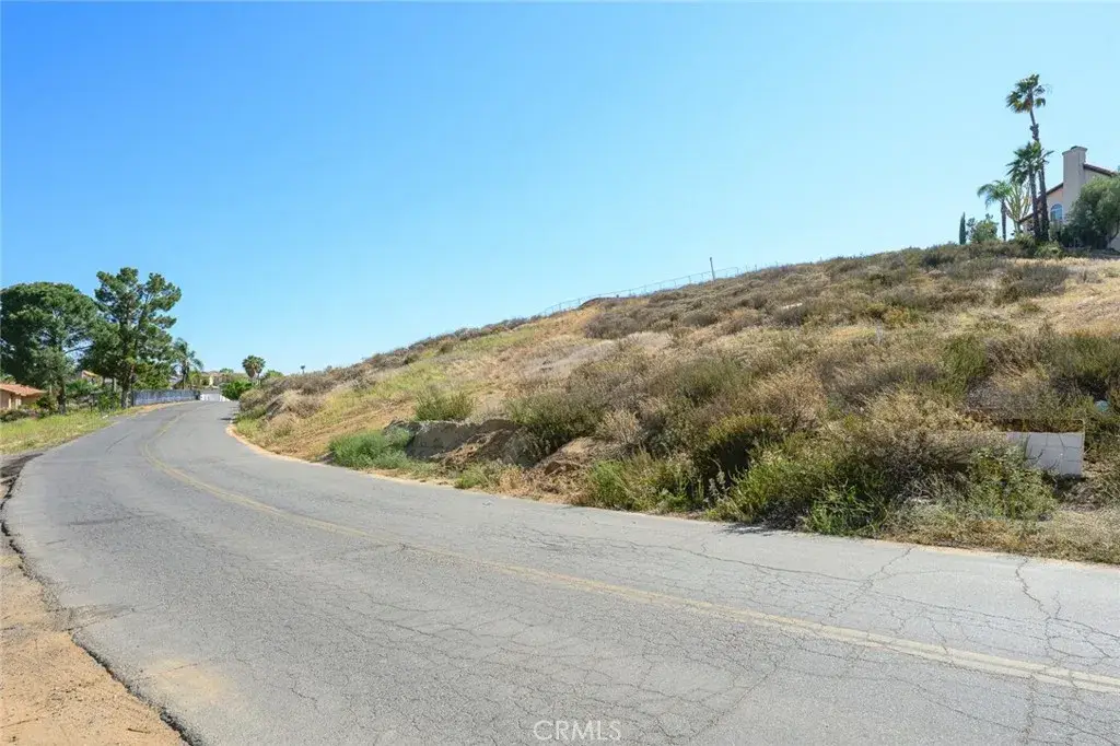 16527 Canyon Ridge, Riverside, CA 92503 - #1