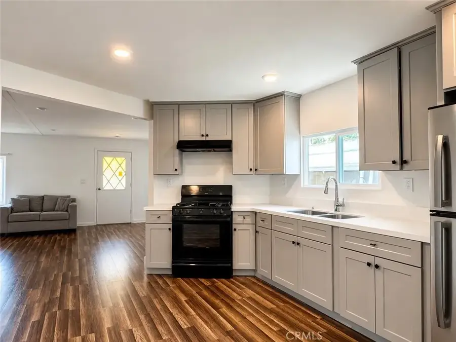 160 S Eucalyptus #111, Rialto, CA 92376 - #3