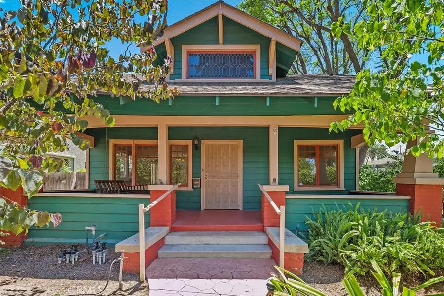 3892 Oakwood Place, Riverside, CA 92506 - #2