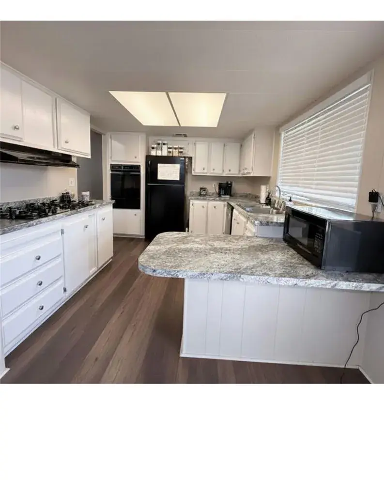 2205 W Acacia #200, Hemet, CA 92545 - #3