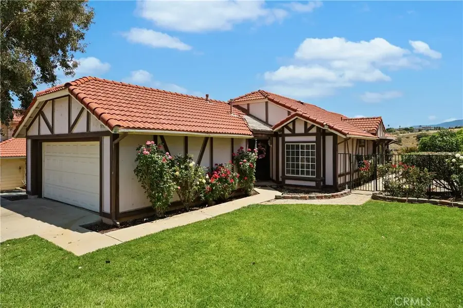 9195 Stone Canyon Road, Corona, CA 92883 - #2