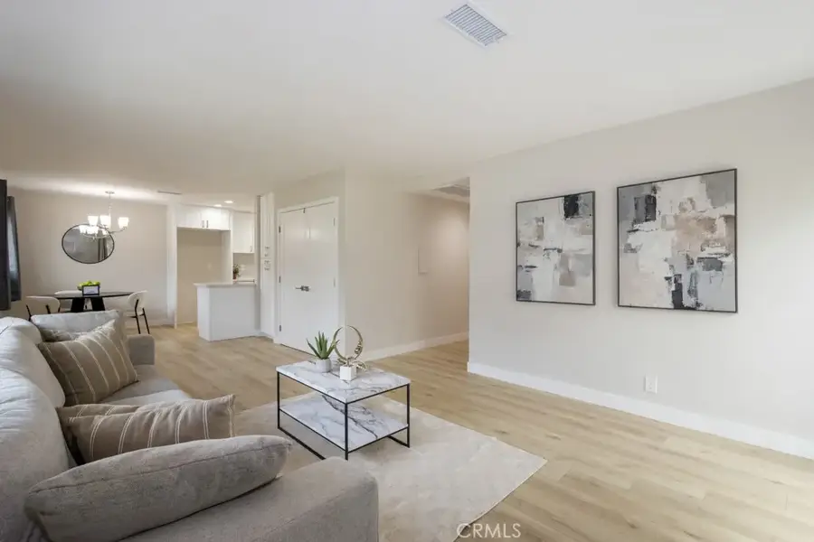 3139 E Chapman #5A, Orange, CA 92869 - #3